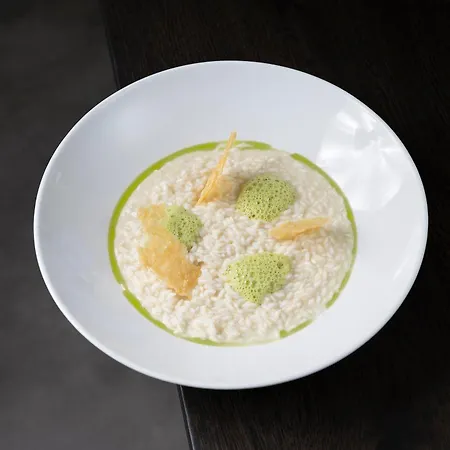 Alp Art Monthey Ξενοδοχείο με διαμερίσματα